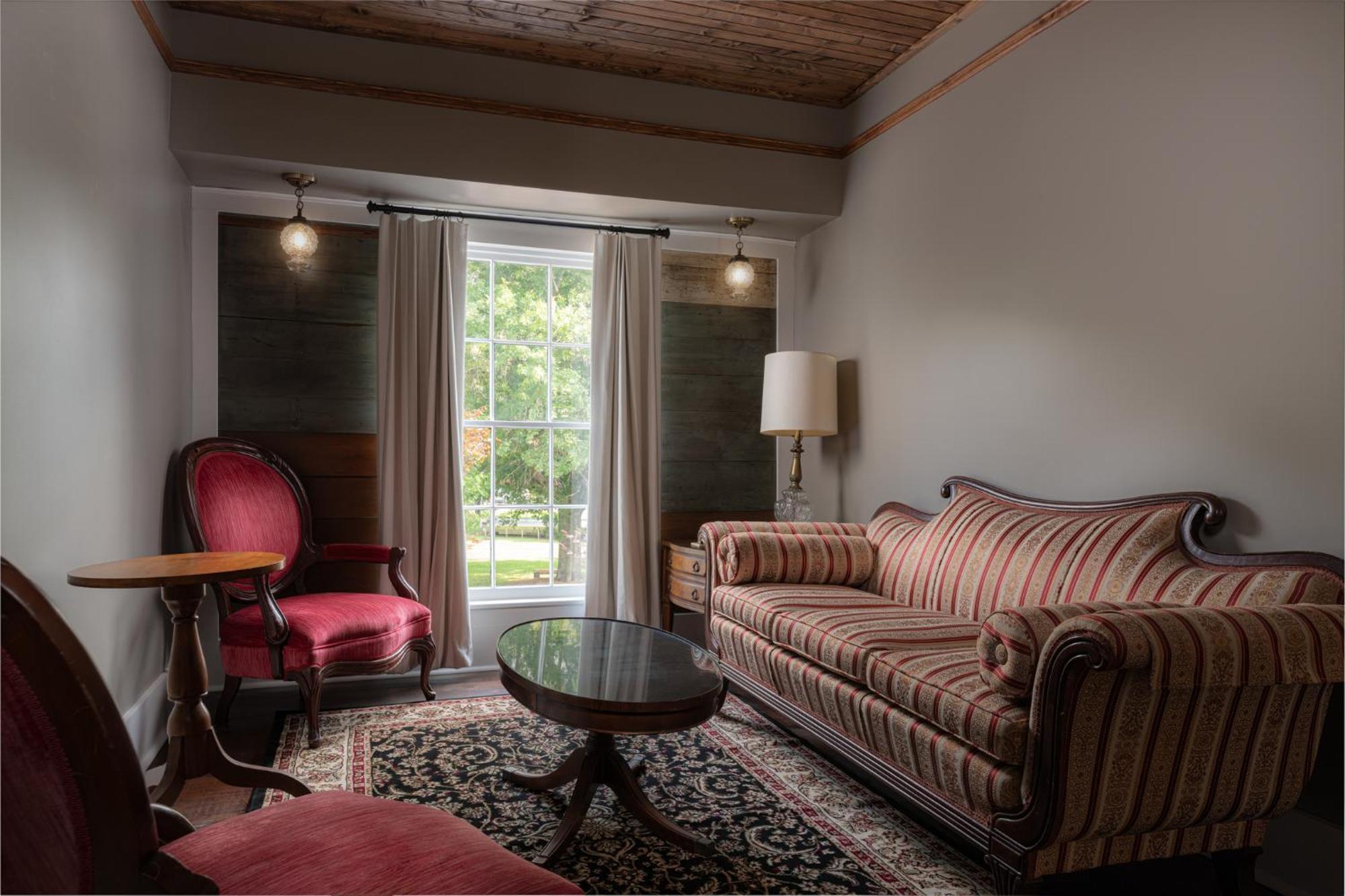The Nuwray Hotel & Carriage House Burnsville Exterior foto
